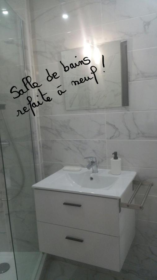 Rond Point Studio Cosy Et Central Avec Balcon Saint-Etienne  Eksteriør bilde